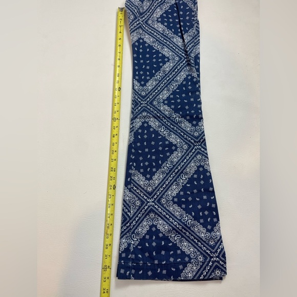 Revice NWT LaLa Land High Rise Flare Jeans Bandana Patchwork Print. Size 26 - Picture 10 of 11